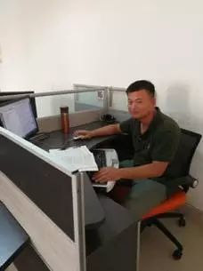 共克時艱 學院開通投融資及法律咨詢服務，為師生發展保駕護航